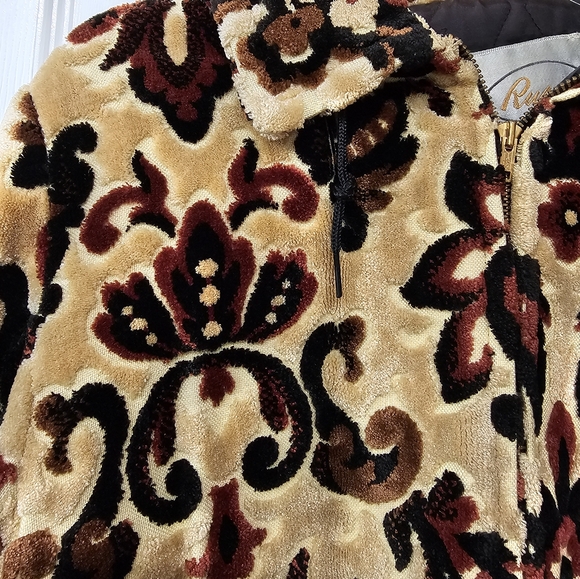 Vintage 1970s Russ Damask Carpet Coat - Picture 11 of 12